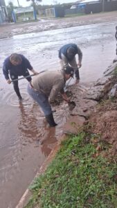 Continúan los trabajos preventivos y el monitoreo ante las lluvias en Santo Tomé