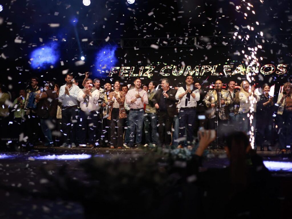 Con vigilia musical, y elección de nueva Miss, Santo Tomé comenzó a festejar su 163 aniversario